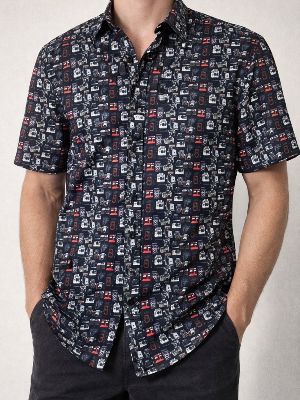 Jared Lang Short-Sleeve Button-Down Camera Print Shirt - Black/Red/White